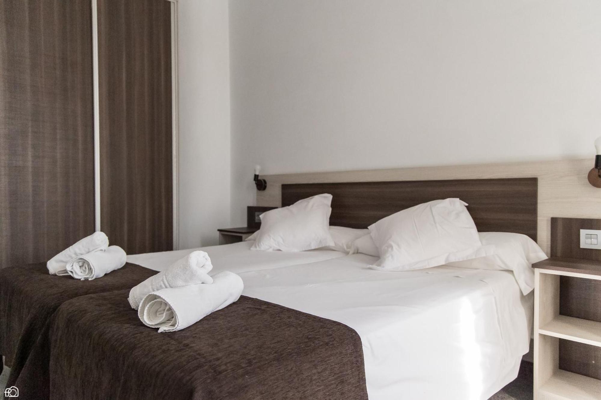 Meson Hostal La Cabana Medellín Eksteriør bilde